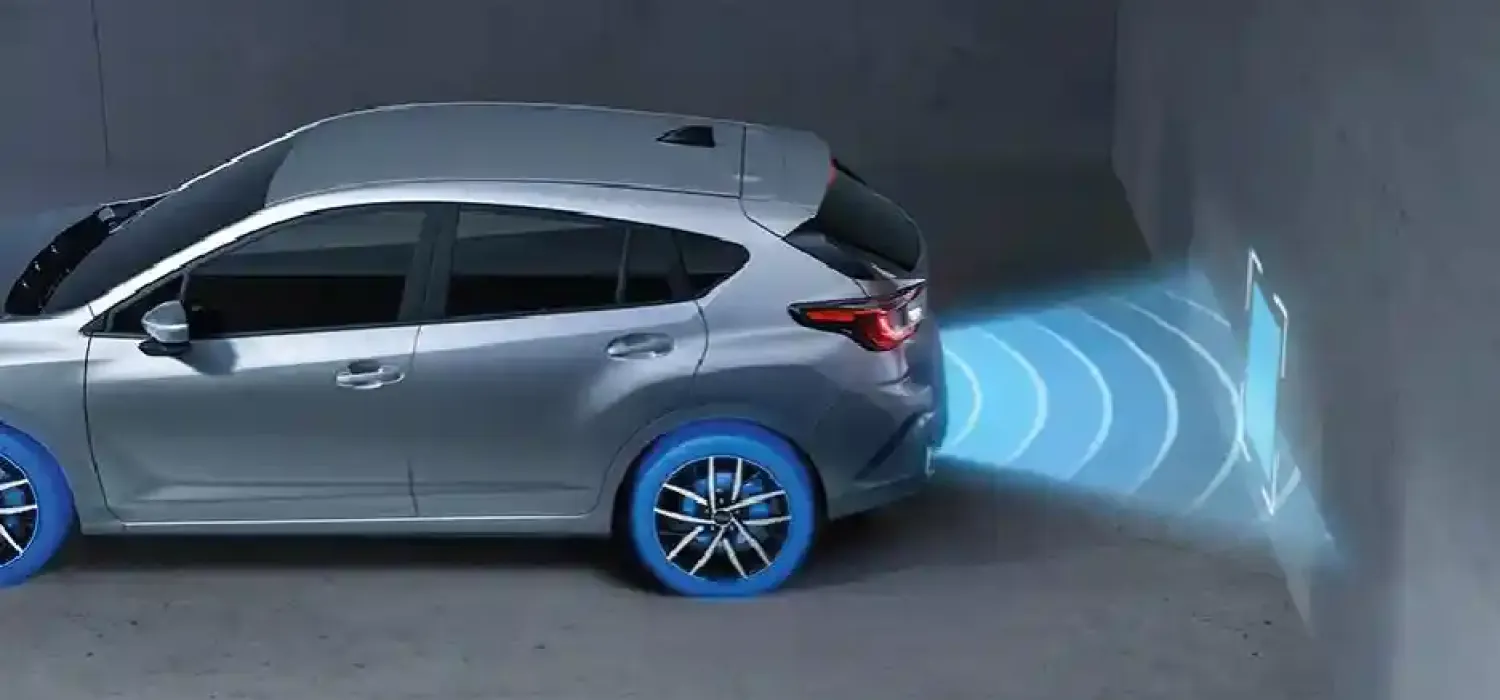 Frenado automático en reversa (RAB)